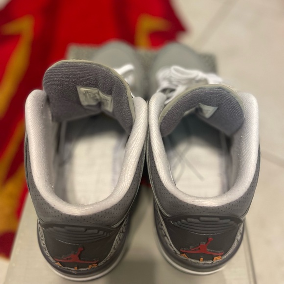 Air Jordan 3 Cool Grey size 10 Brand new with receipt! - Picture 9 of 16